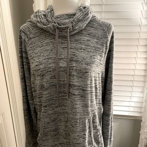 Athleta pullover